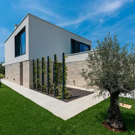 Villas Parenzo Porec Exterior photo